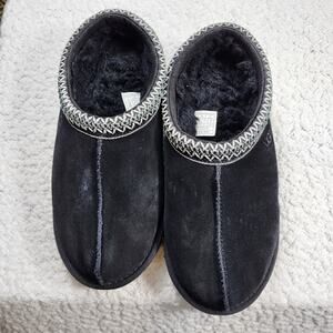UGG Tasman Slipper Black Women's  size 8